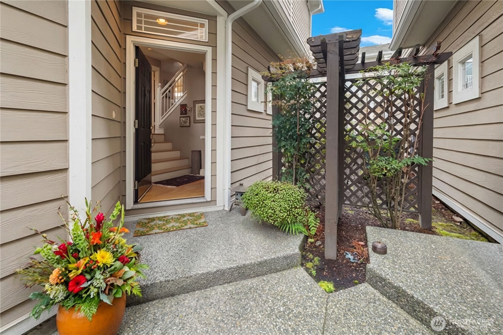 8630 113th Lane NE, Kirkland, WA 98033