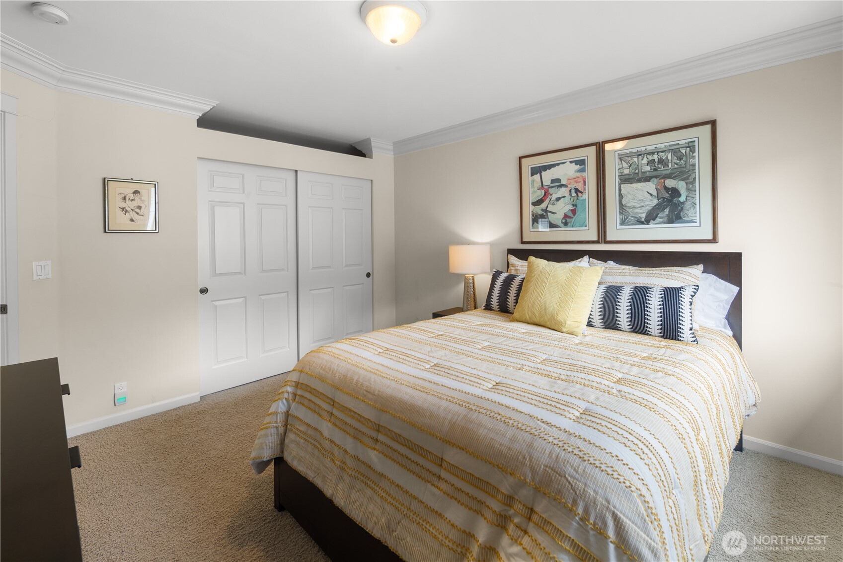 8630 113th Lane NE, Kirkland, WA 98033