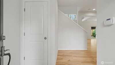 12715 12th Drive SE, Everett, WA 98208 - Photo 4