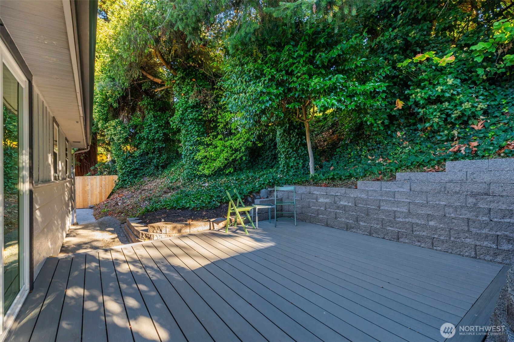 4602 SW Cloverdale Street , Seattle, WA 98136