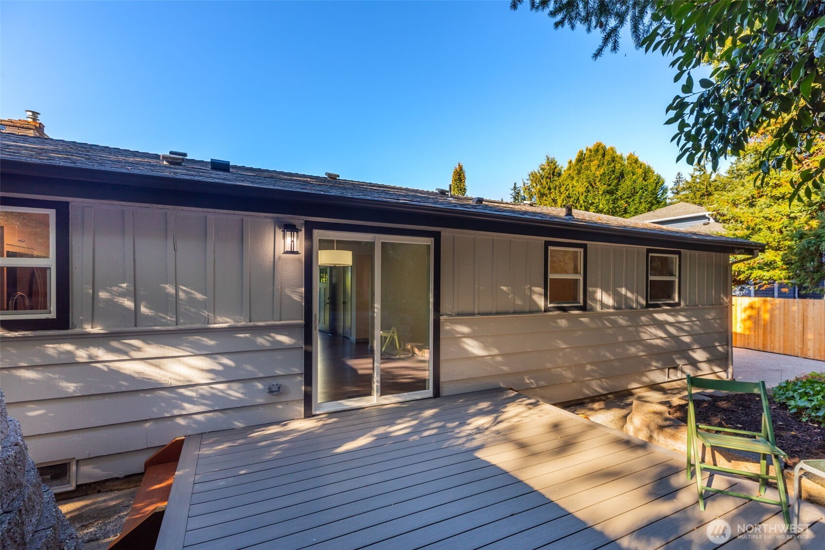 4602 SW Cloverdale Street , Seattle, WA 98136