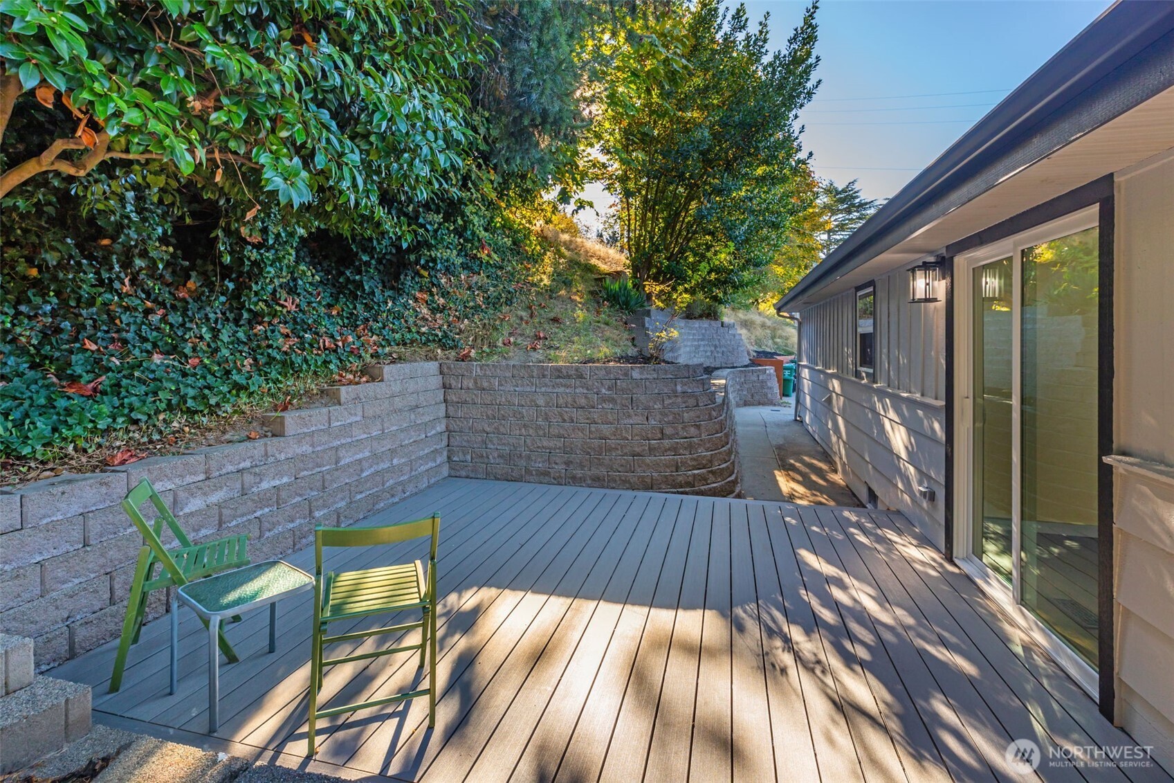 4602 SW Cloverdale Street , Seattle, WA 98136