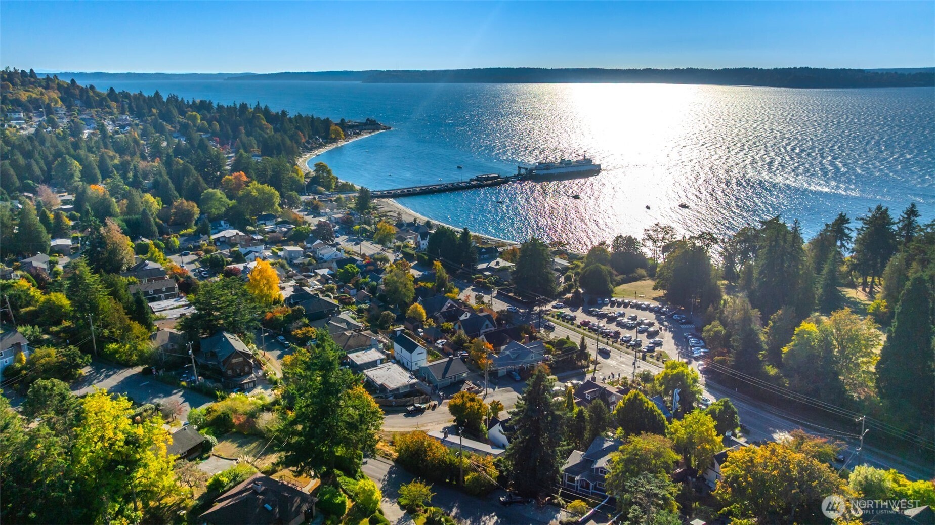 4602 SW Cloverdale Street , Seattle, WA 98136