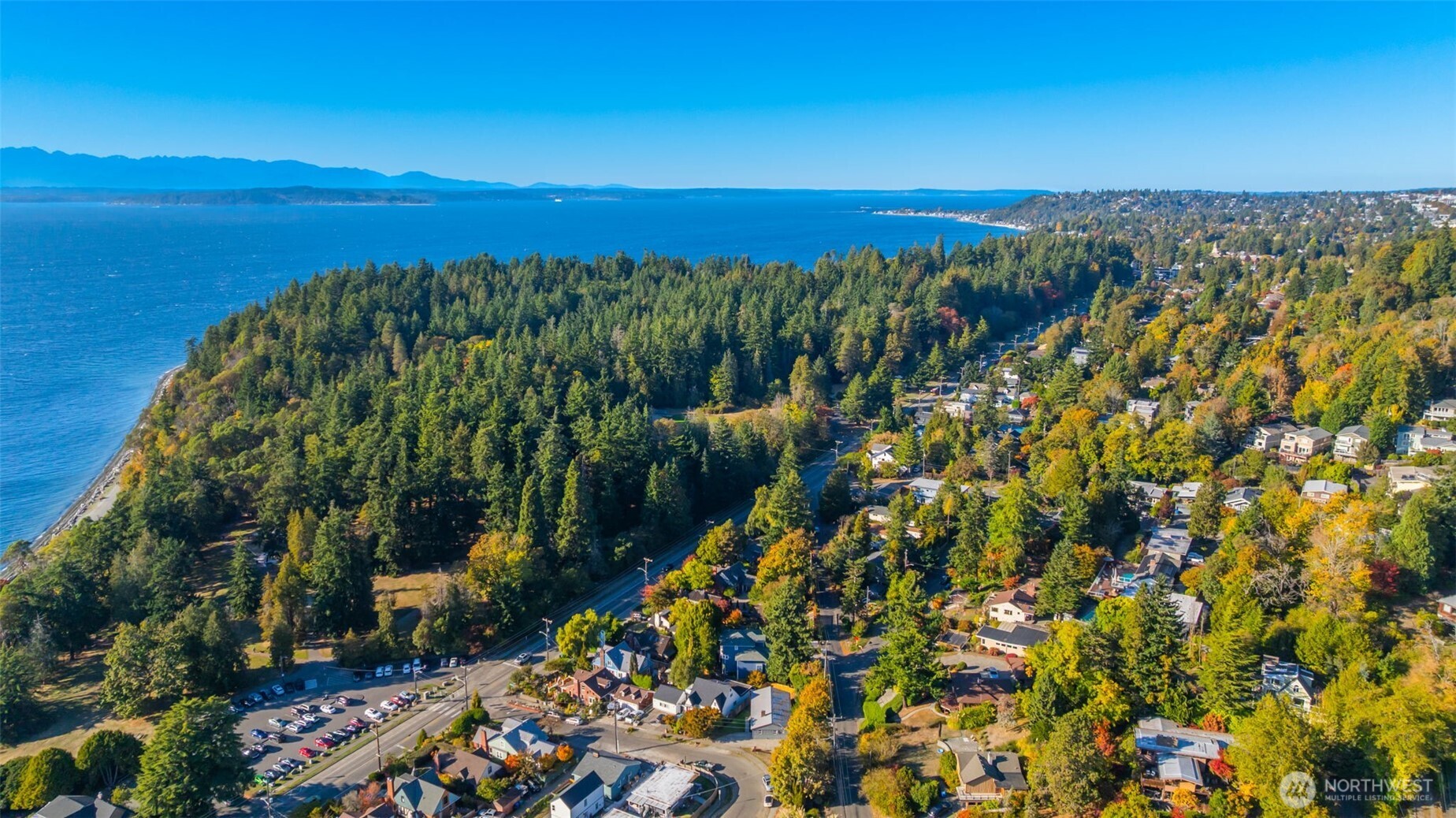 4602 SW Cloverdale Street , Seattle, WA 98136