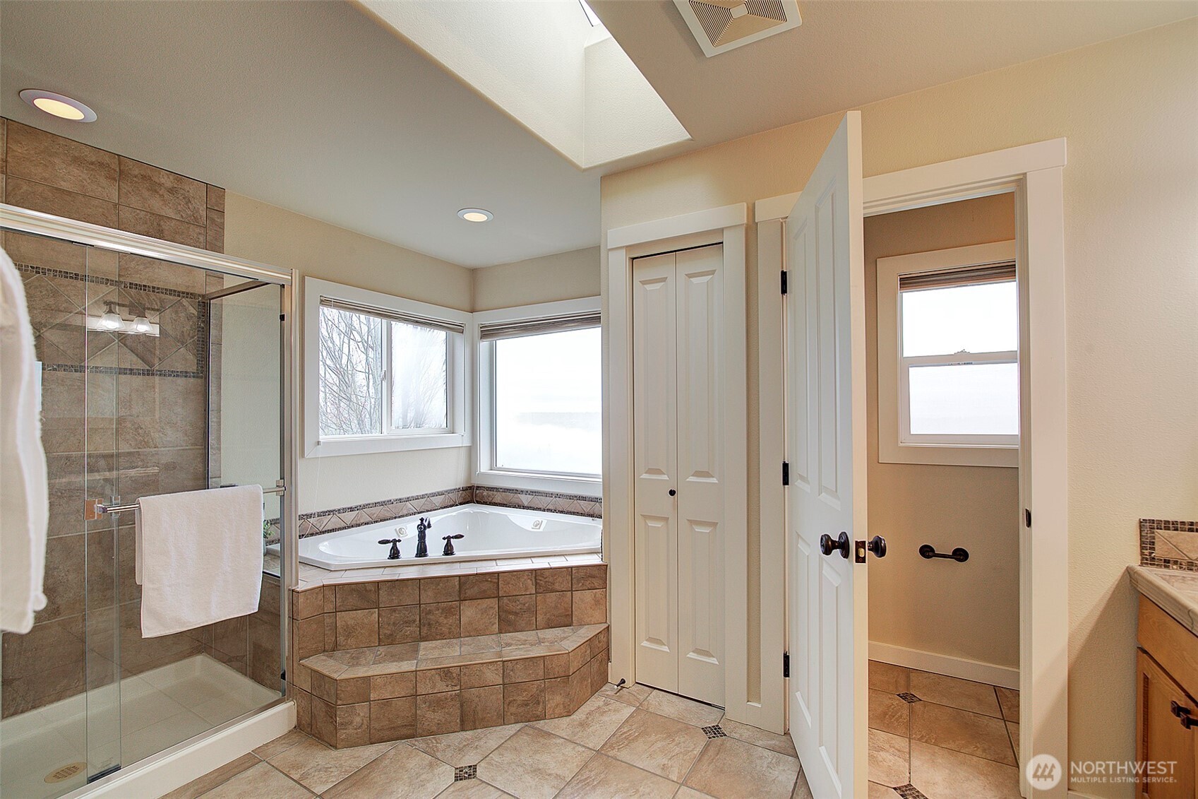 10705 176th Avenue E, Bonney Lake, WA 98391