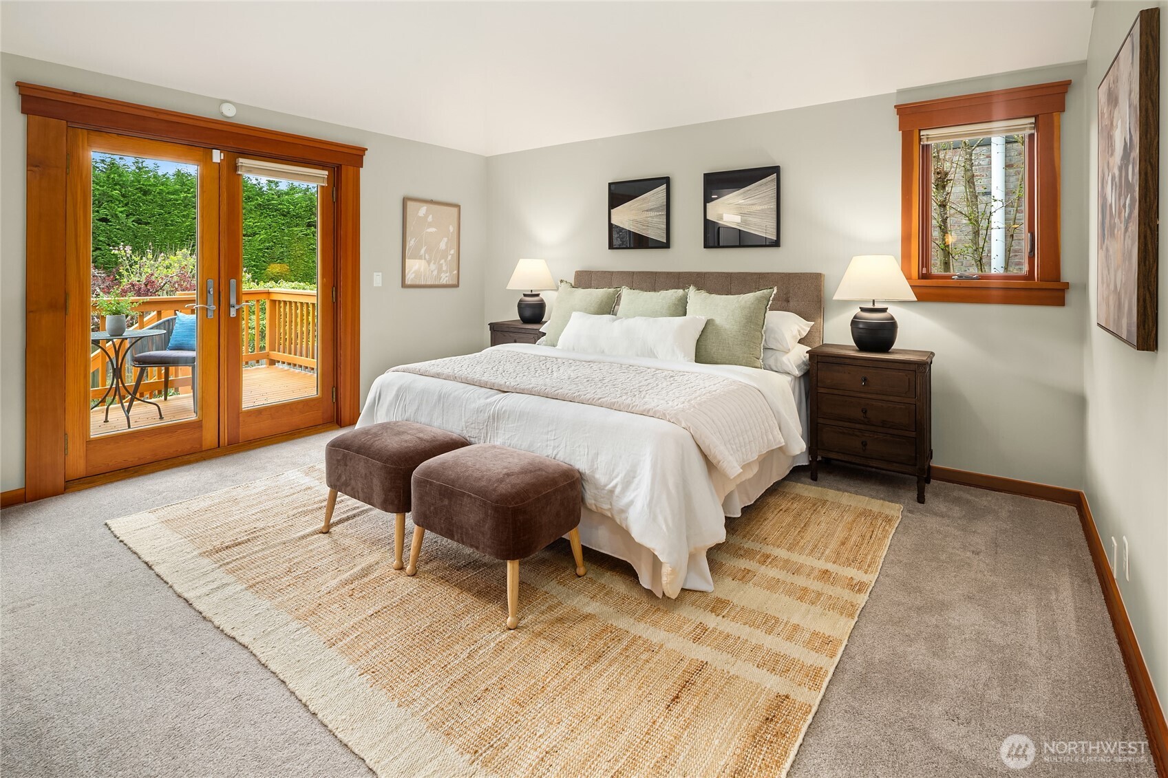 2833 W Viewmont Way W, Seattle, WA 98199