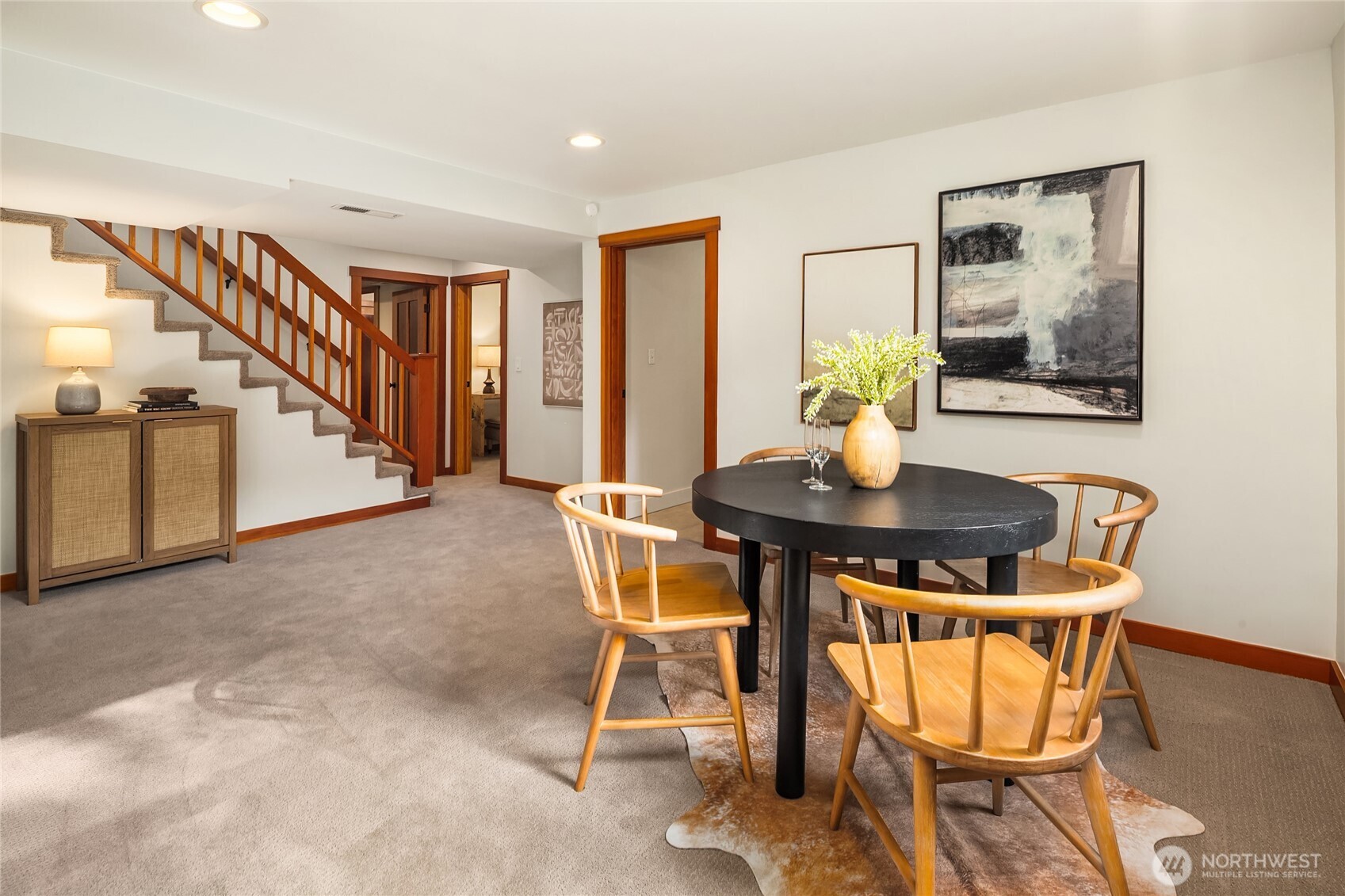 2833 W Viewmont Way W, Seattle, WA 98199