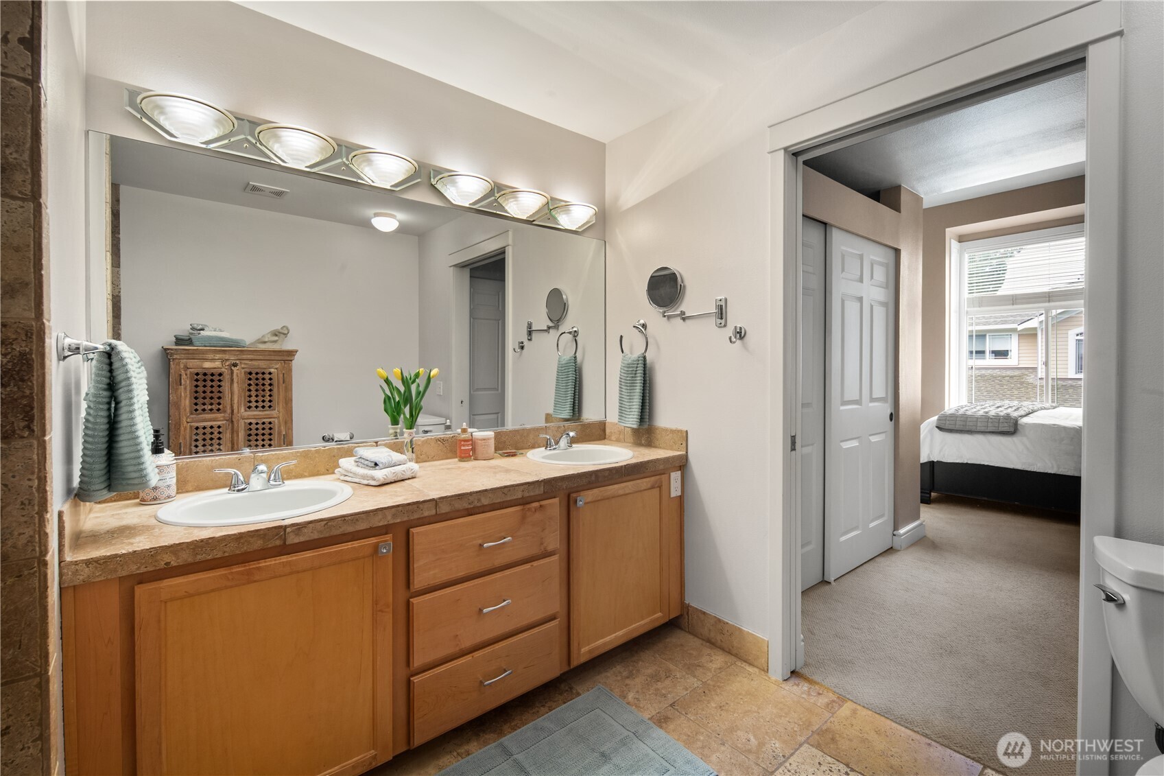 8630 113th Lane NE, Kirkland, WA 98033