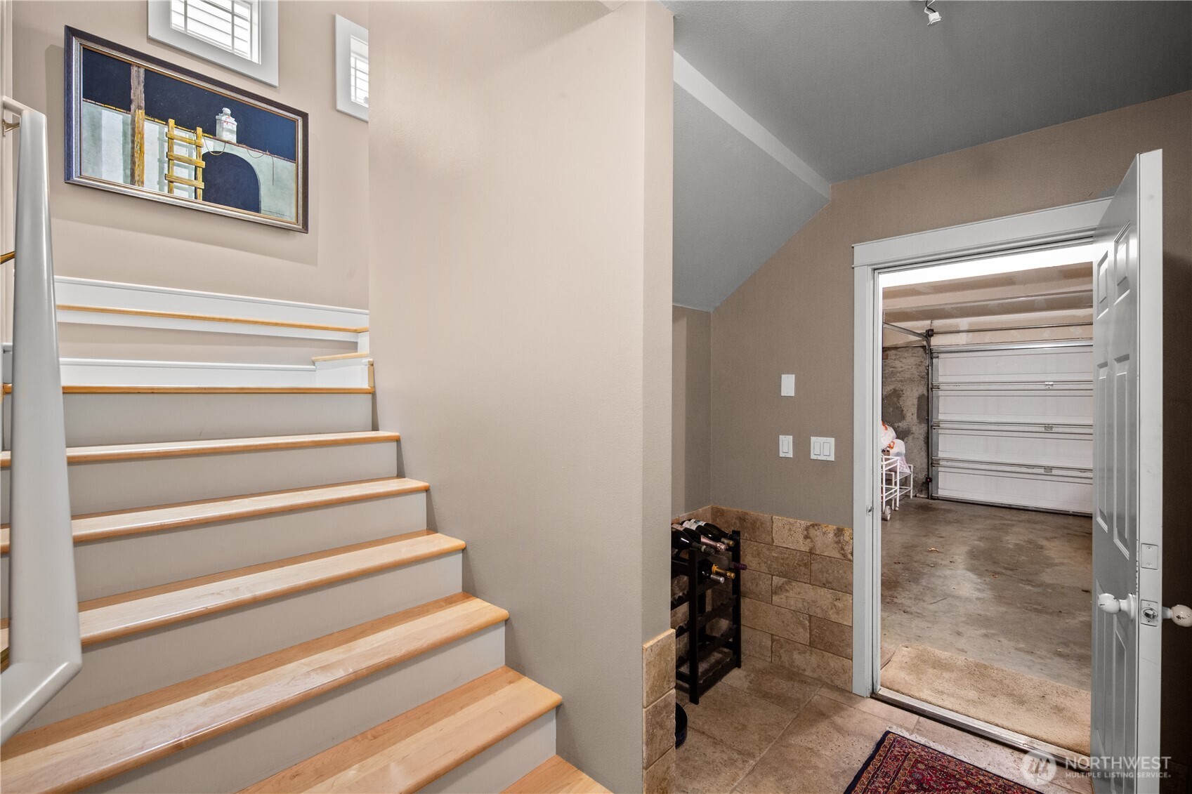 8630 113th Lane NE, Kirkland, WA 98033