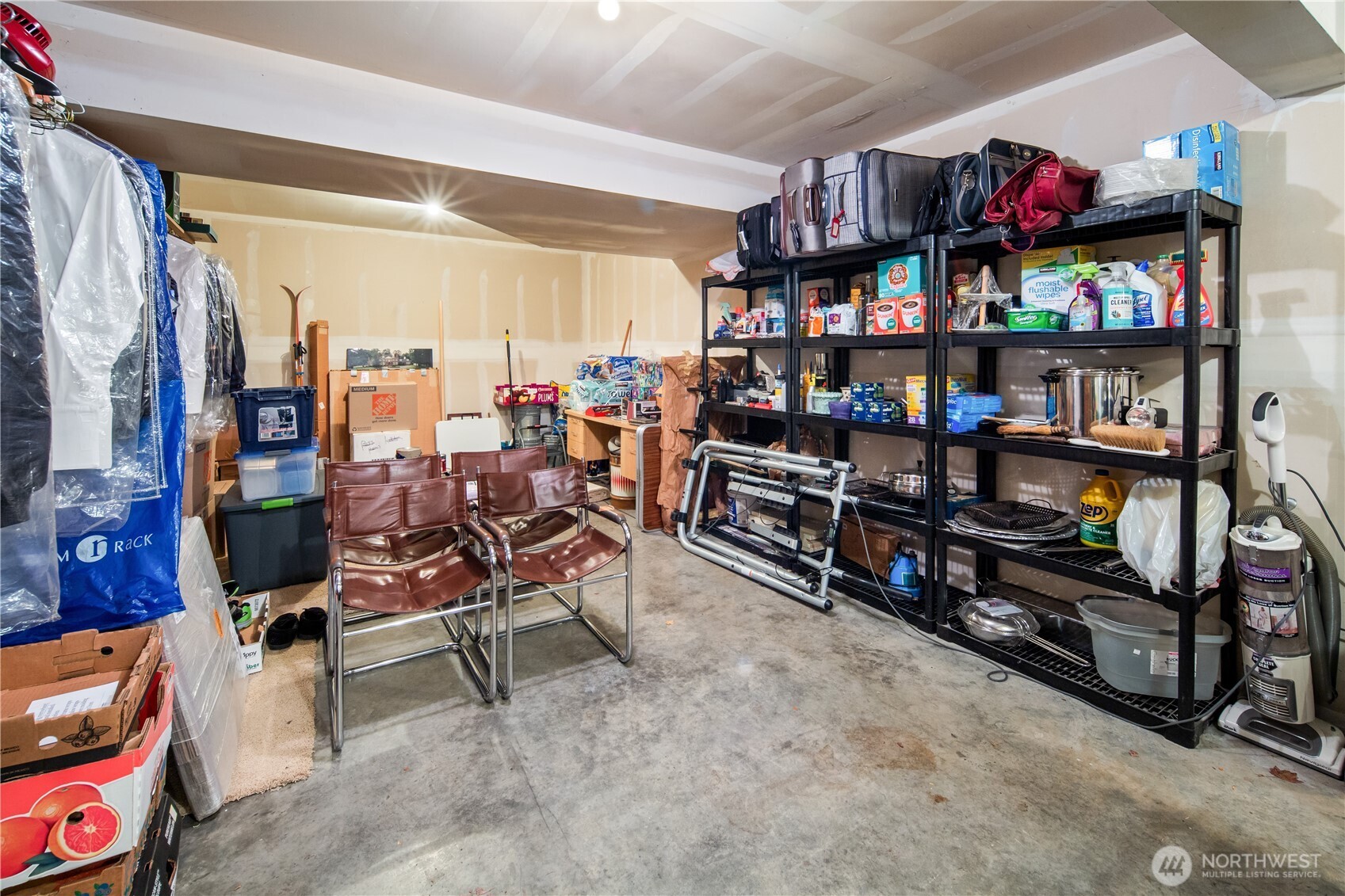 8630 113th Lane NE, Kirkland, WA 98033