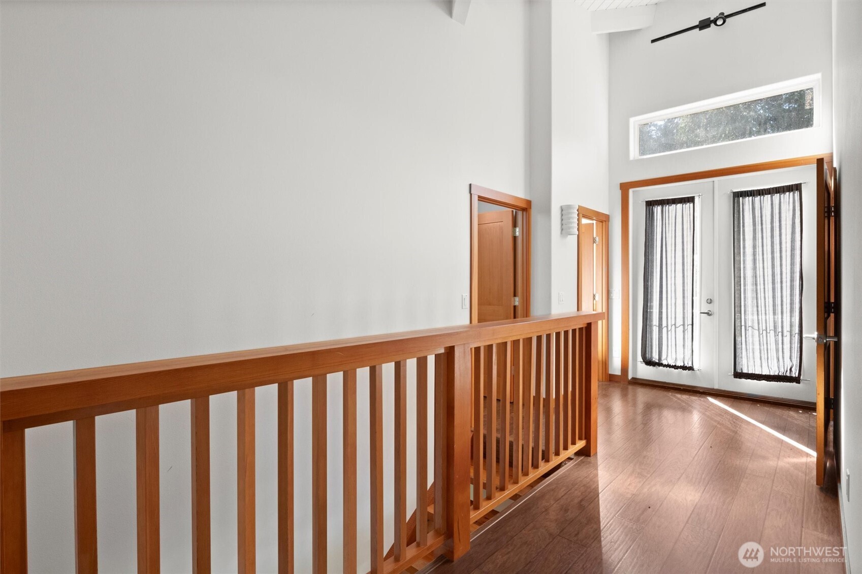 961 W Lake Samish Dr , Bellingham, WA 98229