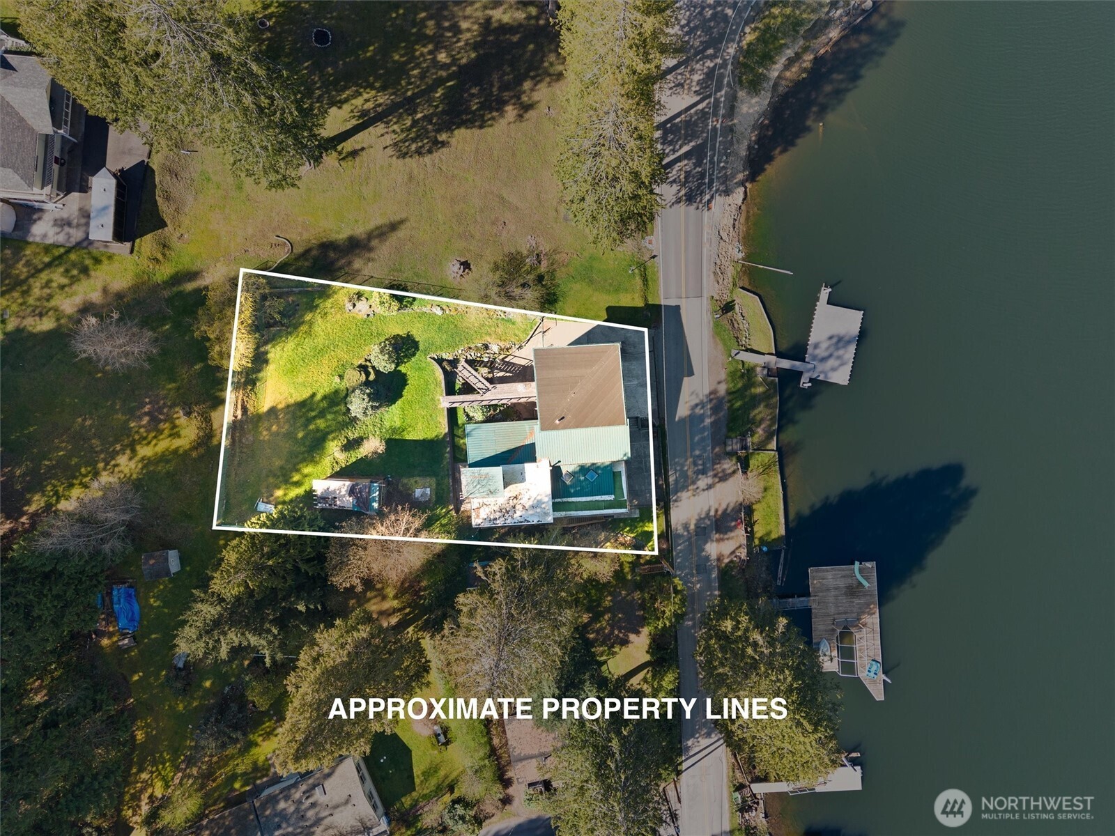 961 W Lake Samish Dr , Bellingham, WA 98229