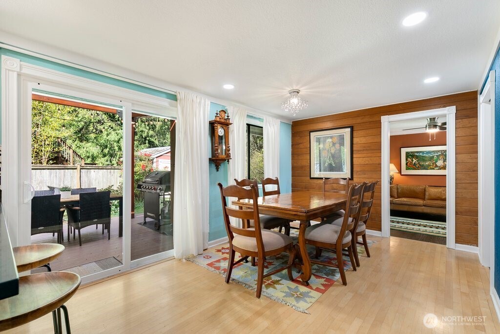 16533 34th Avenue NE, Lake Forest Park, WA 98155