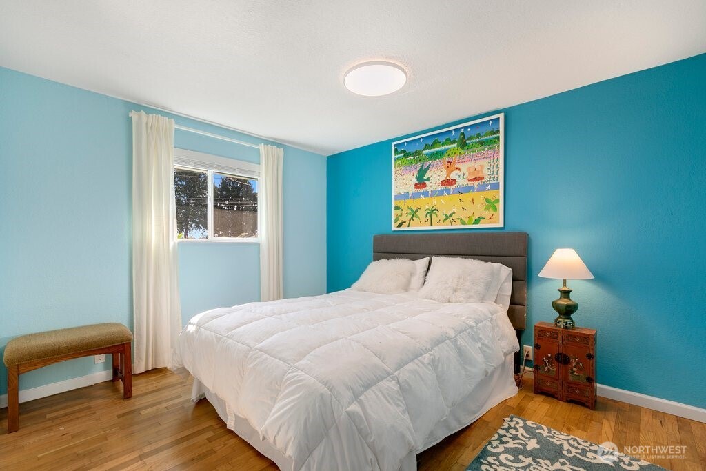 16533 34th Avenue NE, Lake Forest Park, WA 98155