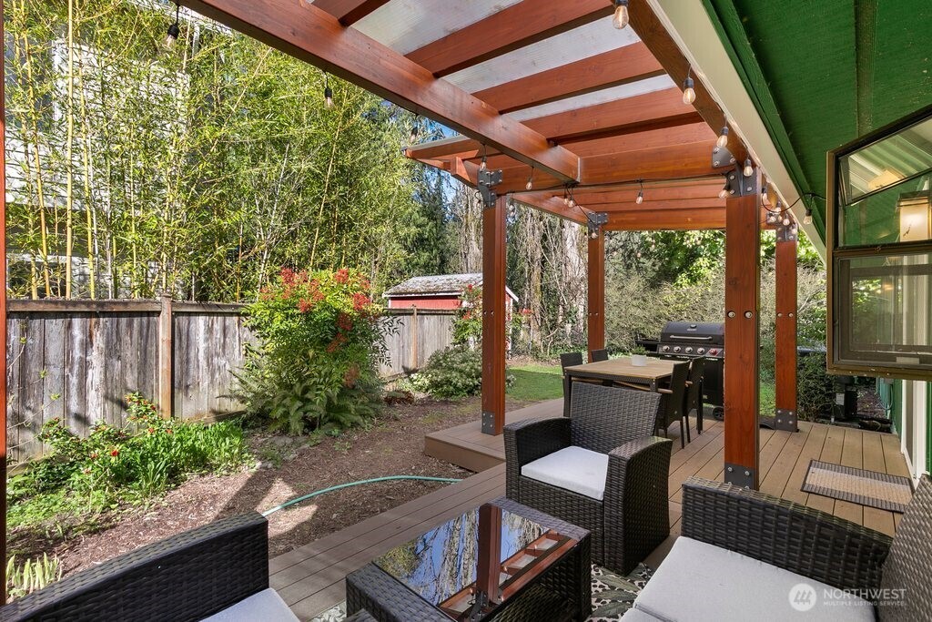 16533 34th Avenue NE, Lake Forest Park, WA 98155