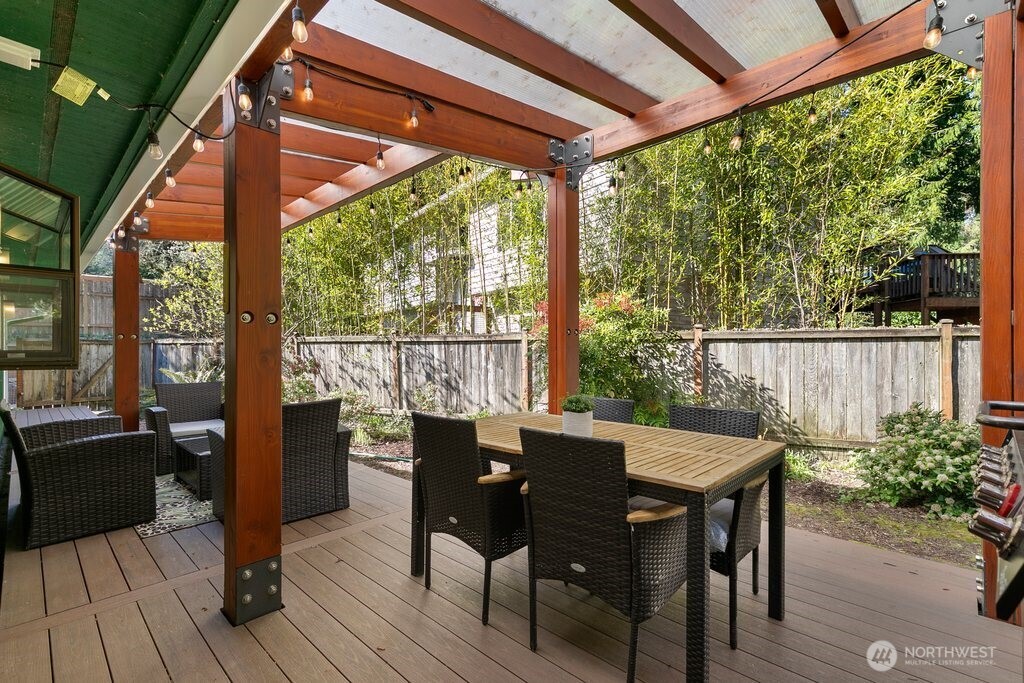 16533 34th Avenue NE, Lake Forest Park, WA 98155