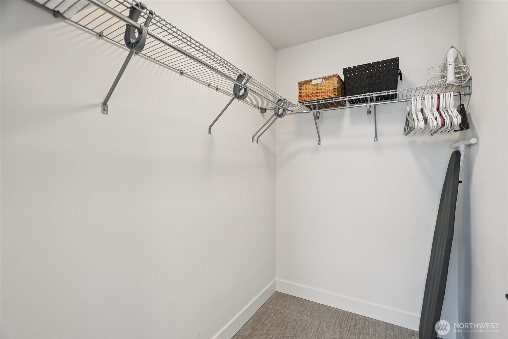 71 W Dravus Street , Seattle, WA 98119