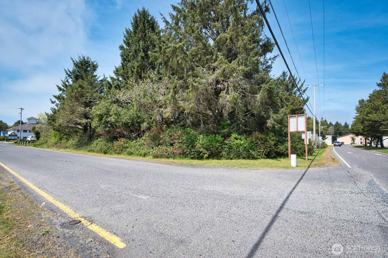 899 Ocean Shores Boulevard NW, Ocean Shores, WA 98569