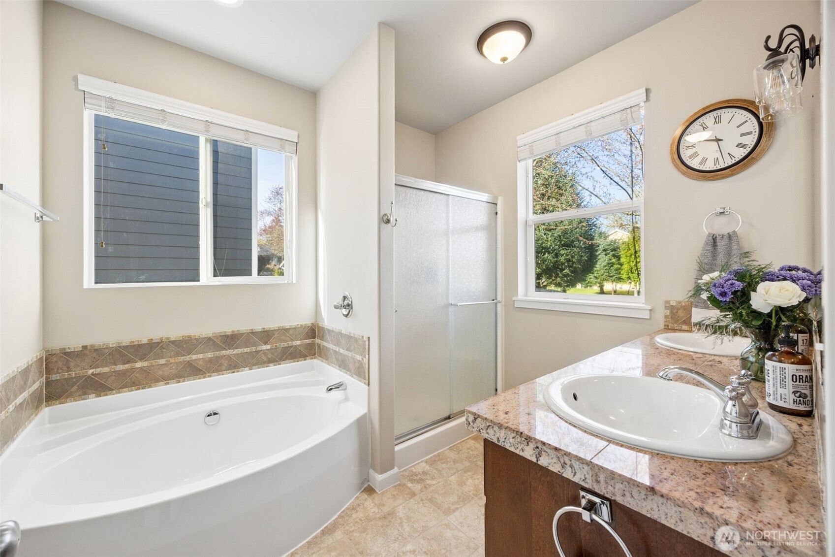 3915 Rossberg Street SE, Lacey, WA 98503