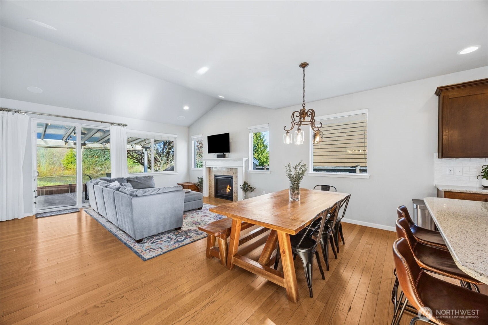 3915 Rossberg Street SE, Lacey, WA 98503