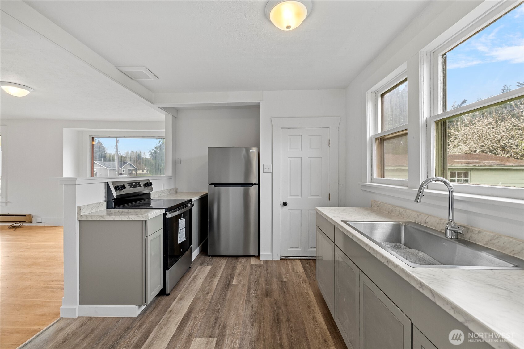 12372 Bartl Street , Clear Lake, WA 98235