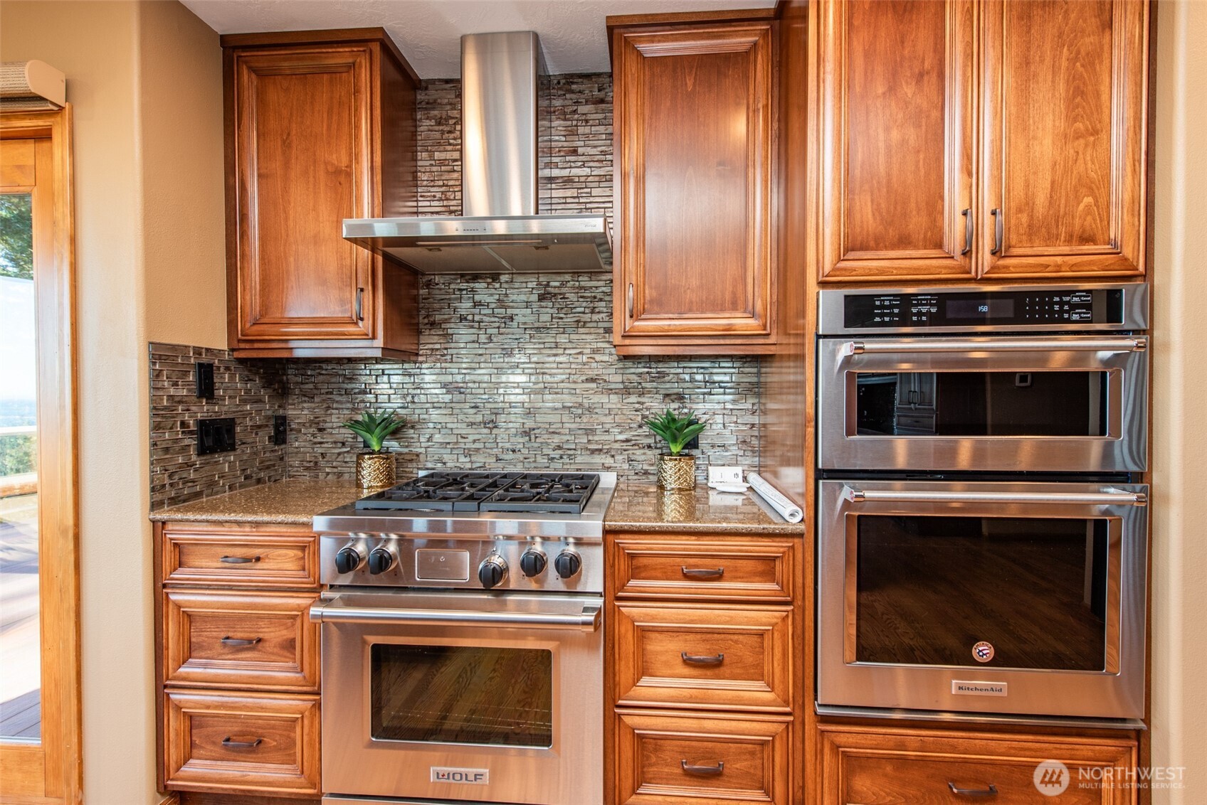 721 Sunset Heights Drive , Port Angeles, WA 98363