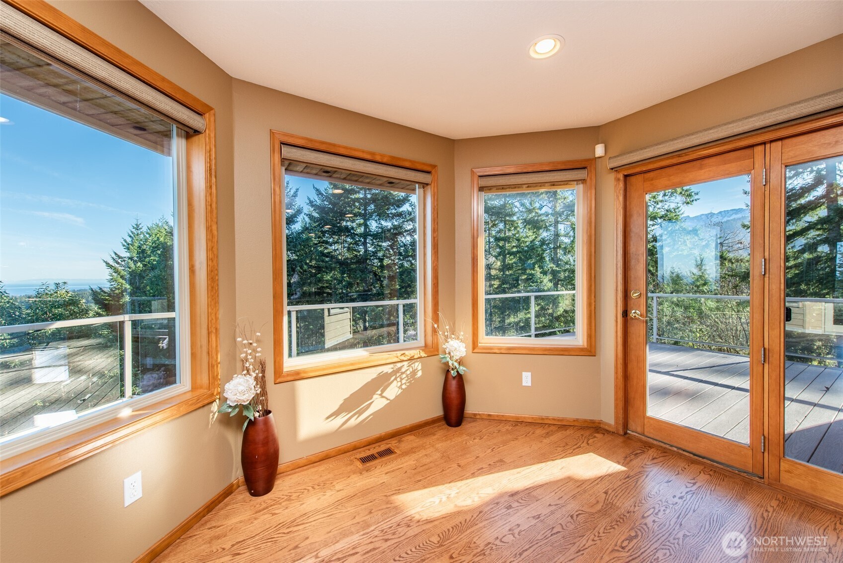 721 Sunset Heights Drive , Port Angeles, WA 98363