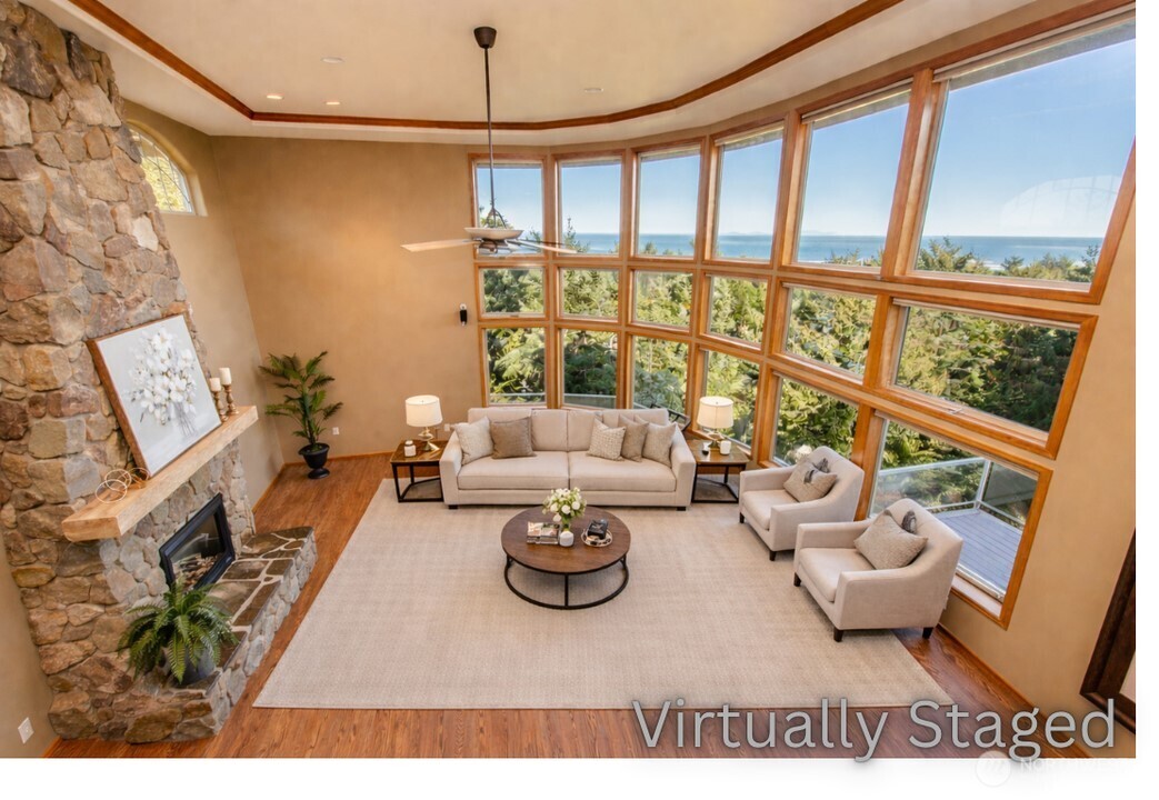 721 Sunset Heights Drive , Port Angeles, WA 98363