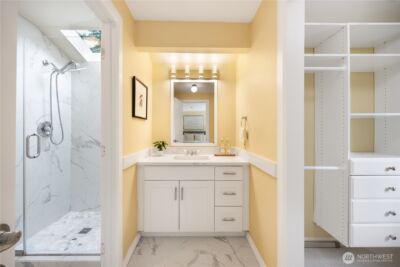 5235 Highland Drive , Bellevue, WA 98006 - Photo 16