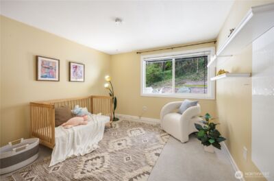 5235 Highland Drive , Bellevue, WA 98006 - Photo 19
