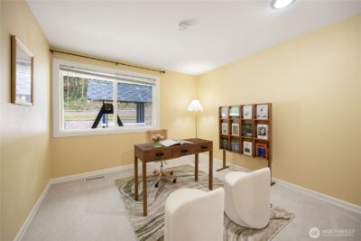 5235 Highland Drive , Bellevue, WA 98006 - Photo 20