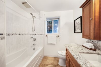 5235 Highland Drive , Bellevue, WA 98006 - Photo 31