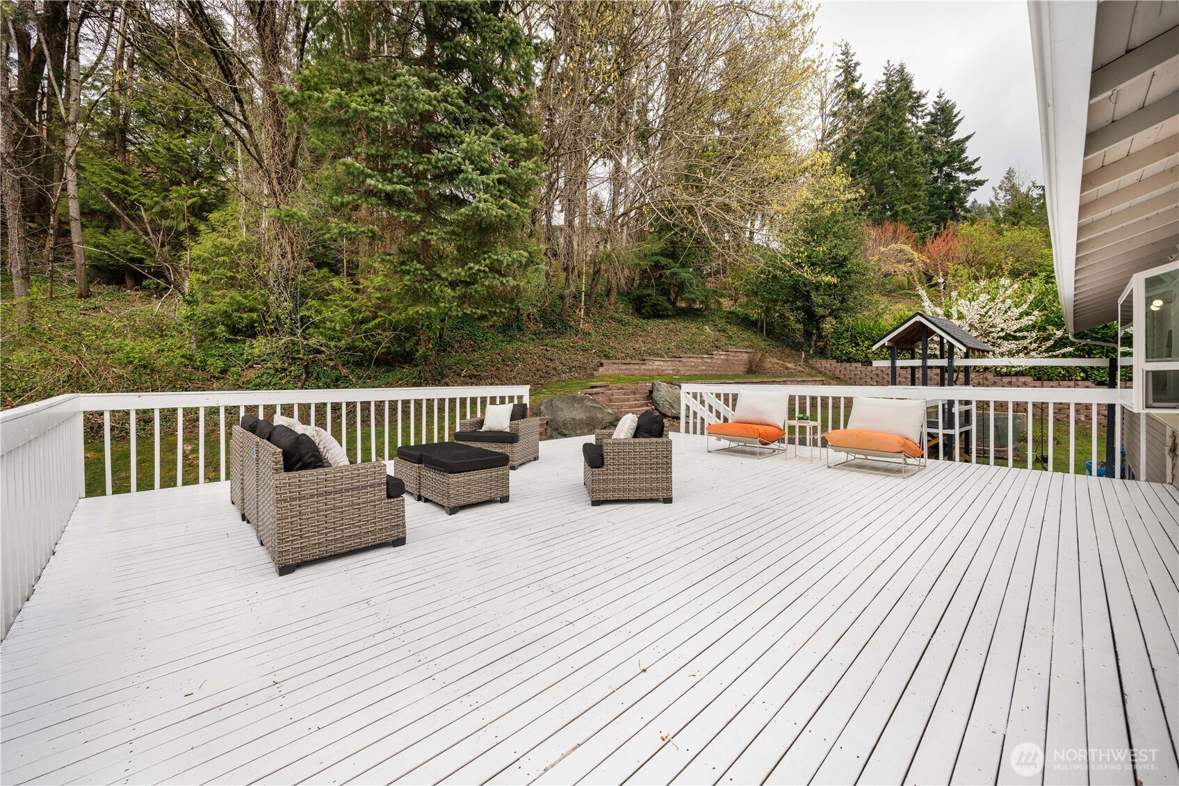 5235 Highland Drive , Bellevue, WA 98006