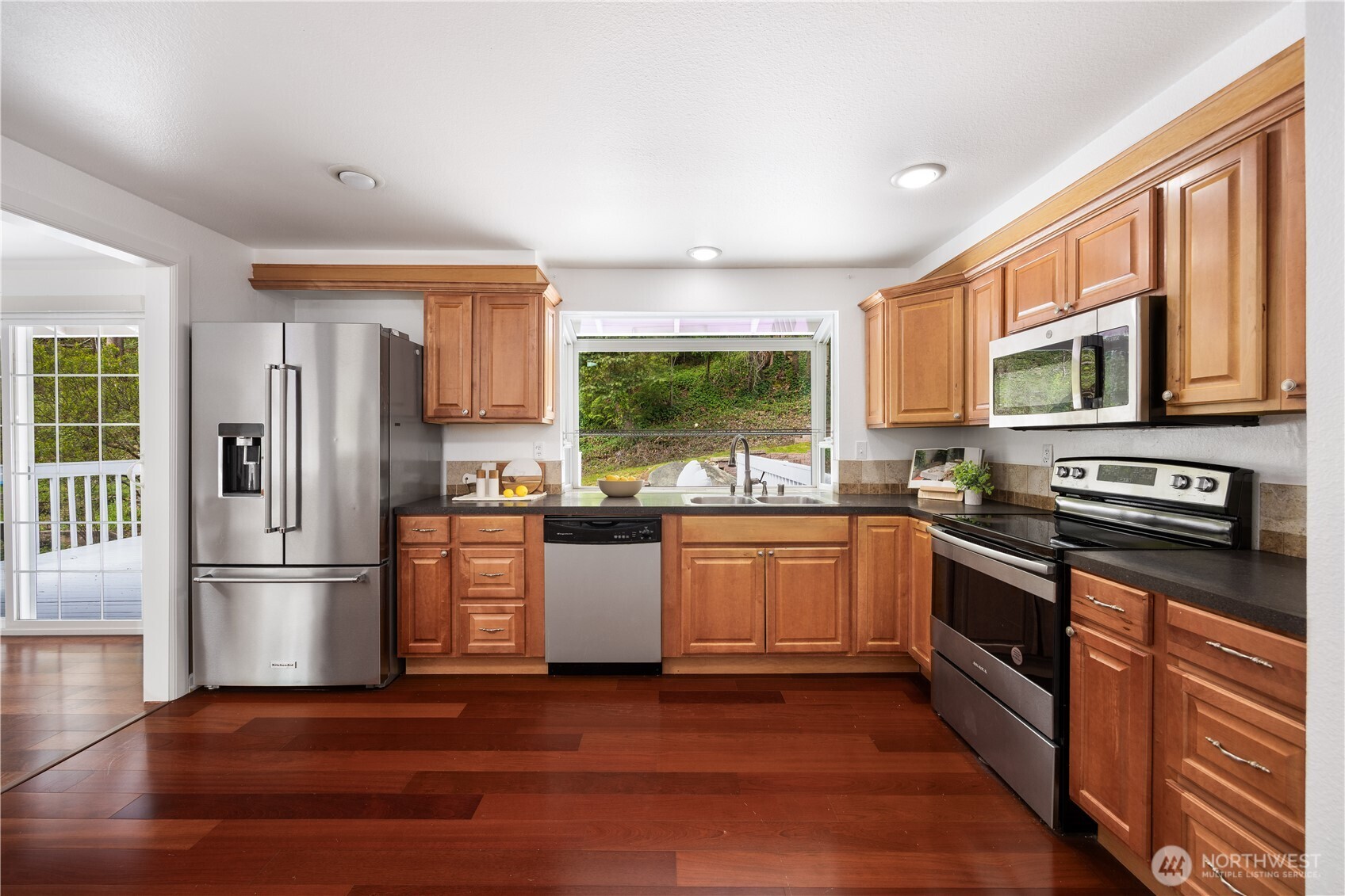 5235 Highland Drive , Bellevue, WA 98006