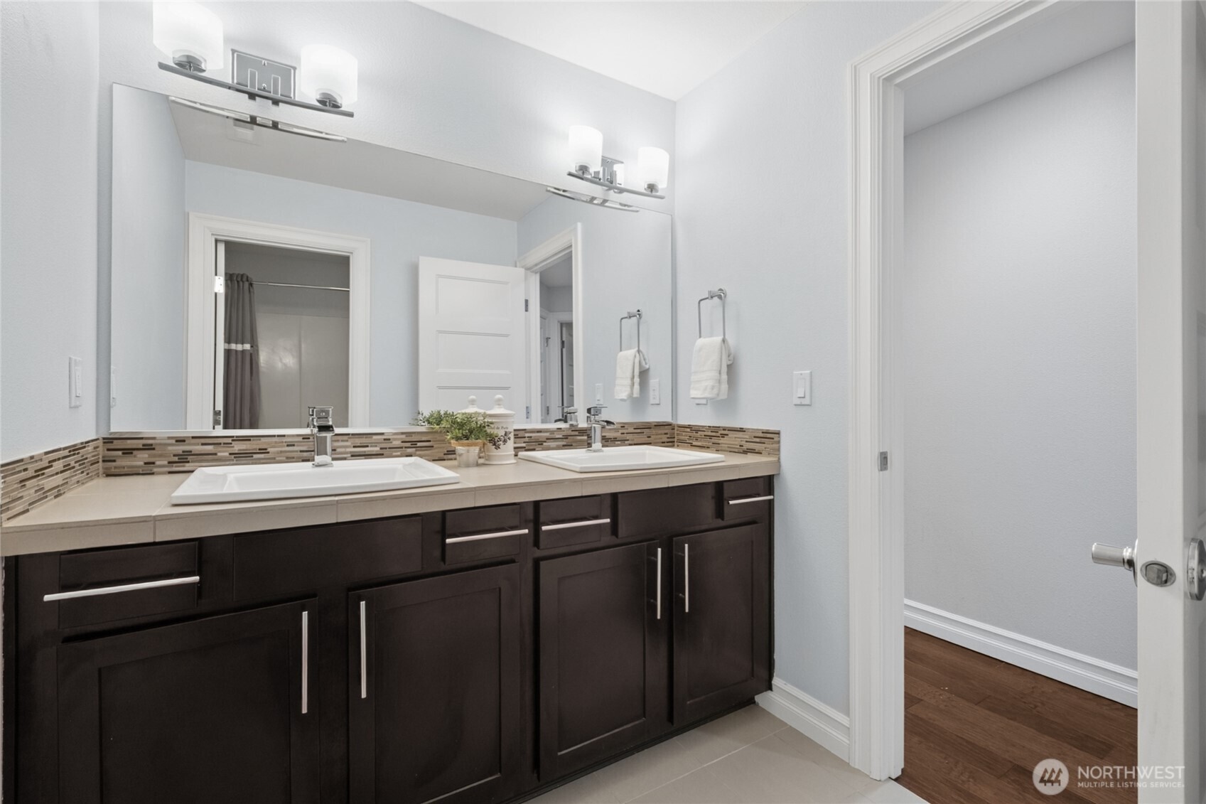 8023 173rd Avenue E, Sumner, WA 98390