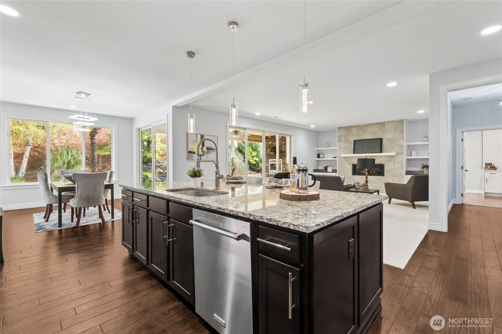 8023 173rd Avenue E, Sumner, WA 98390