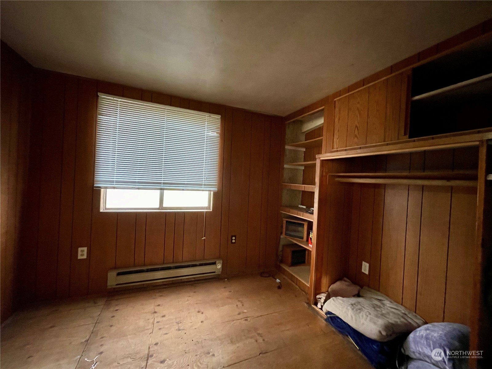 120 E Lewis Street , Coulee City, WA 99115