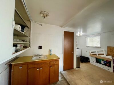 120 E Lewis Street , Coulee City, WA 99115 - Photo 22