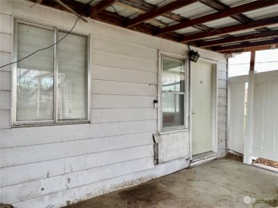 120 E Lewis Street , Coulee City, WA 99115 - Photo 27