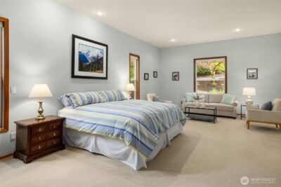 8387 NE Sumanee Place , Bainbridge Island, WA 98110 - Photo 13