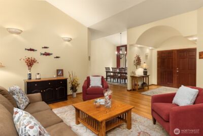 8387 NE Sumanee Place , Bainbridge Island, WA 98110 - Photo 5