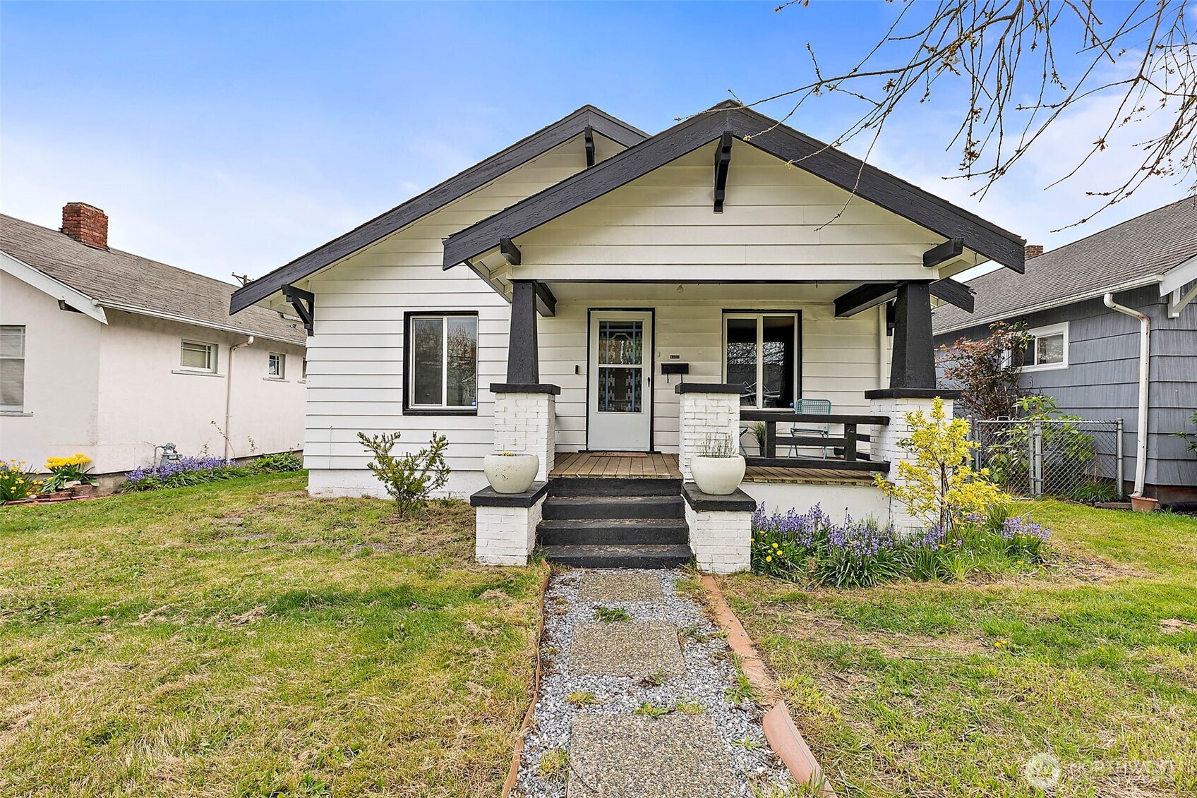 4515 Pacific Avenue , Tacoma, WA 98418