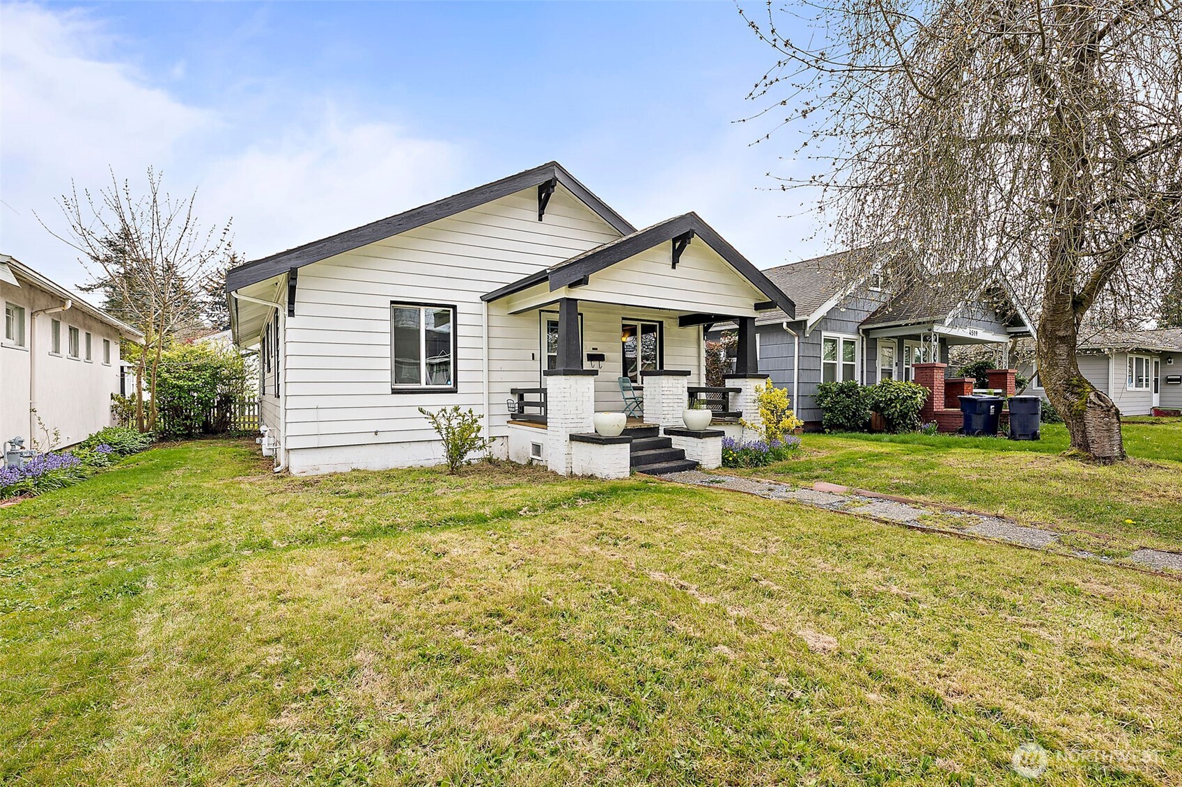 4515 Pacific Avenue , Tacoma, WA 98418