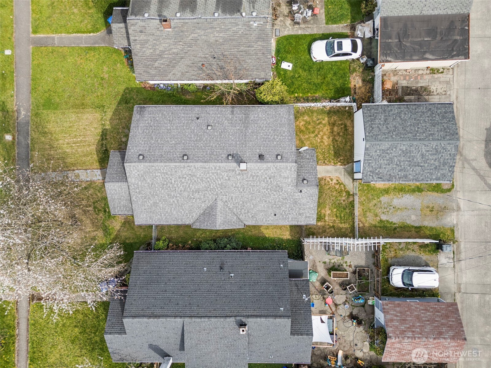 4515 Pacific Avenue , Tacoma, WA 98418