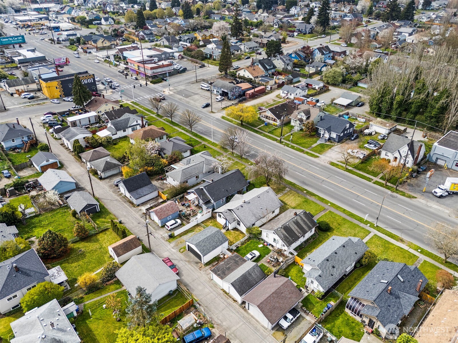 4515 Pacific Avenue , Tacoma, WA 98418