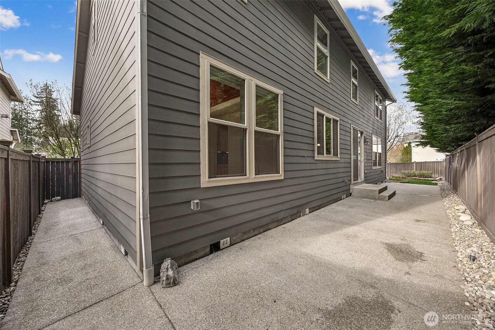 18003 115th Street Ct E, Bonney Lake, WA 98391