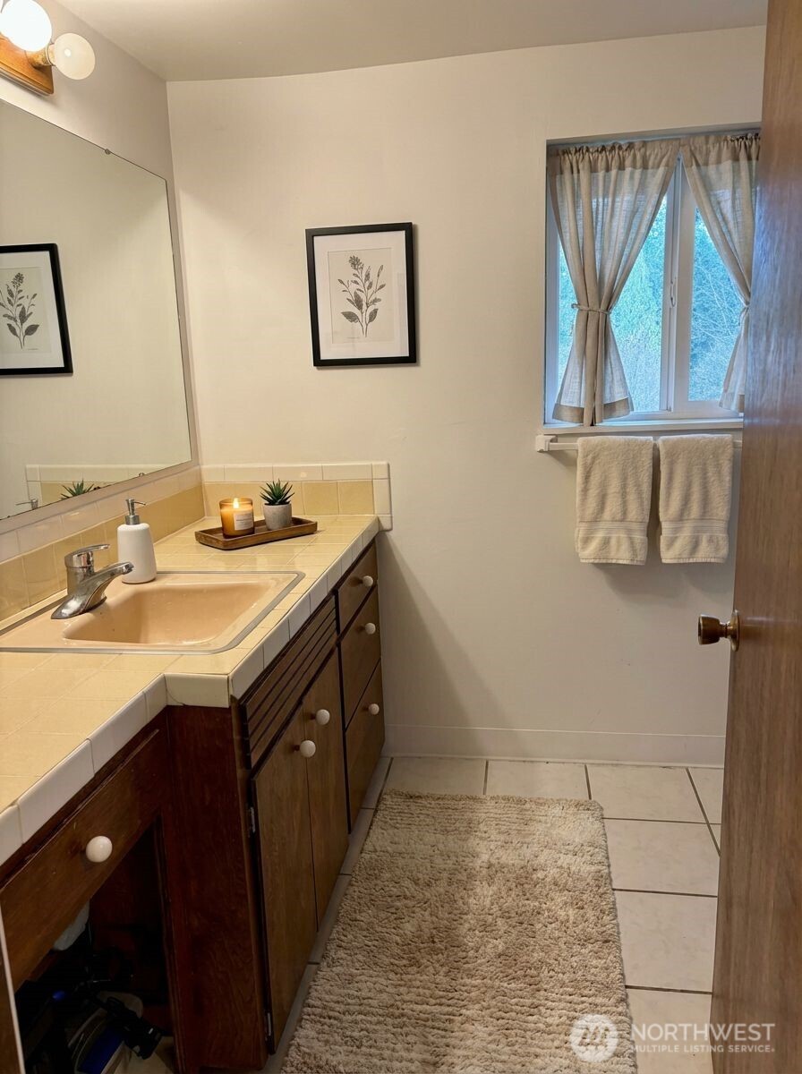 18612 51st Avenue SE, Bothell, WA 98012