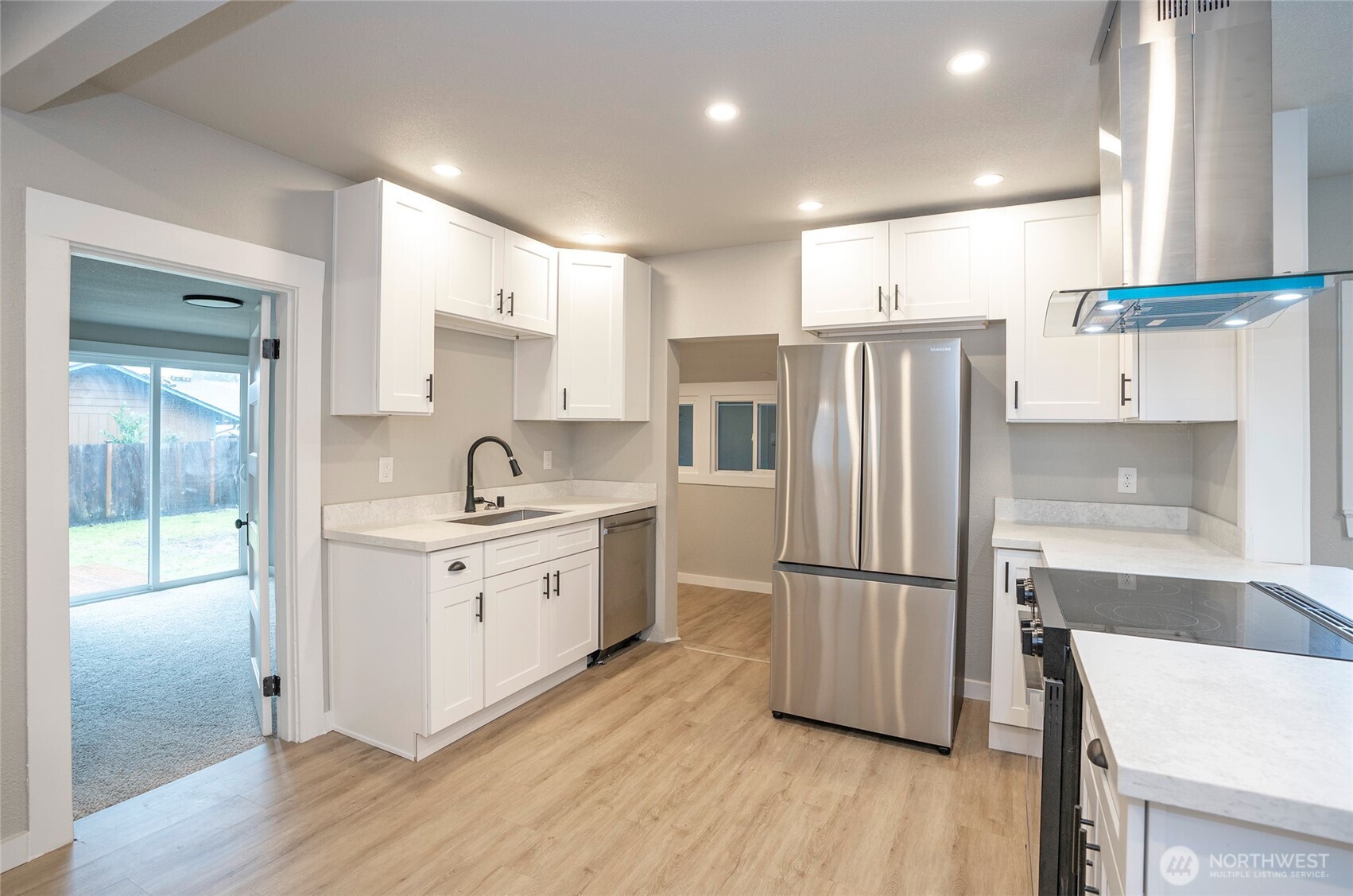 7632 S D Street , Tacoma, WA 98408