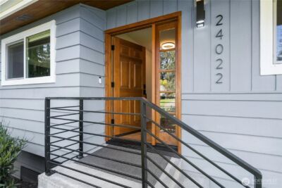 24022 4TH Place W, Bothell, WA 98021 - Photo 4