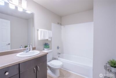 12607 SE 41st Place #H207, Bellevue, WA 98006 - Photo 19